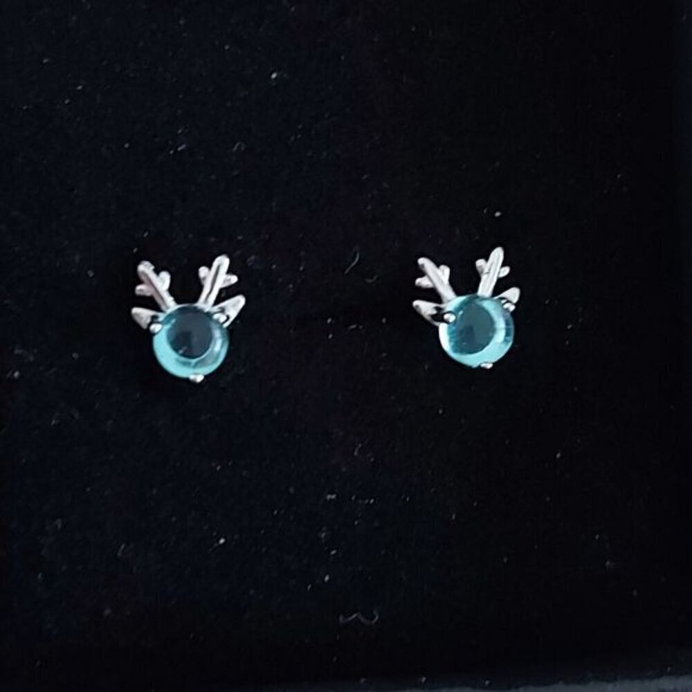 925 Sterling Silver Deer Earrings - Picture 4 of 7